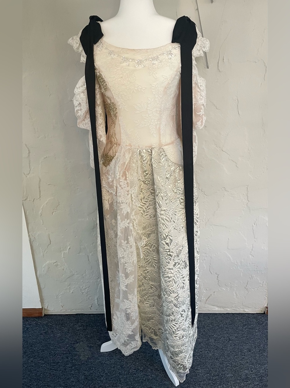 Simone Rocha Fall 2018 (Runway) Ivory Evening Dress (Approx. UK10/US6)
